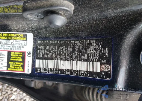 2016 Toyota Corolla Le z USA, uszkodzony, nr VIN 2T1BURHE4GC708754